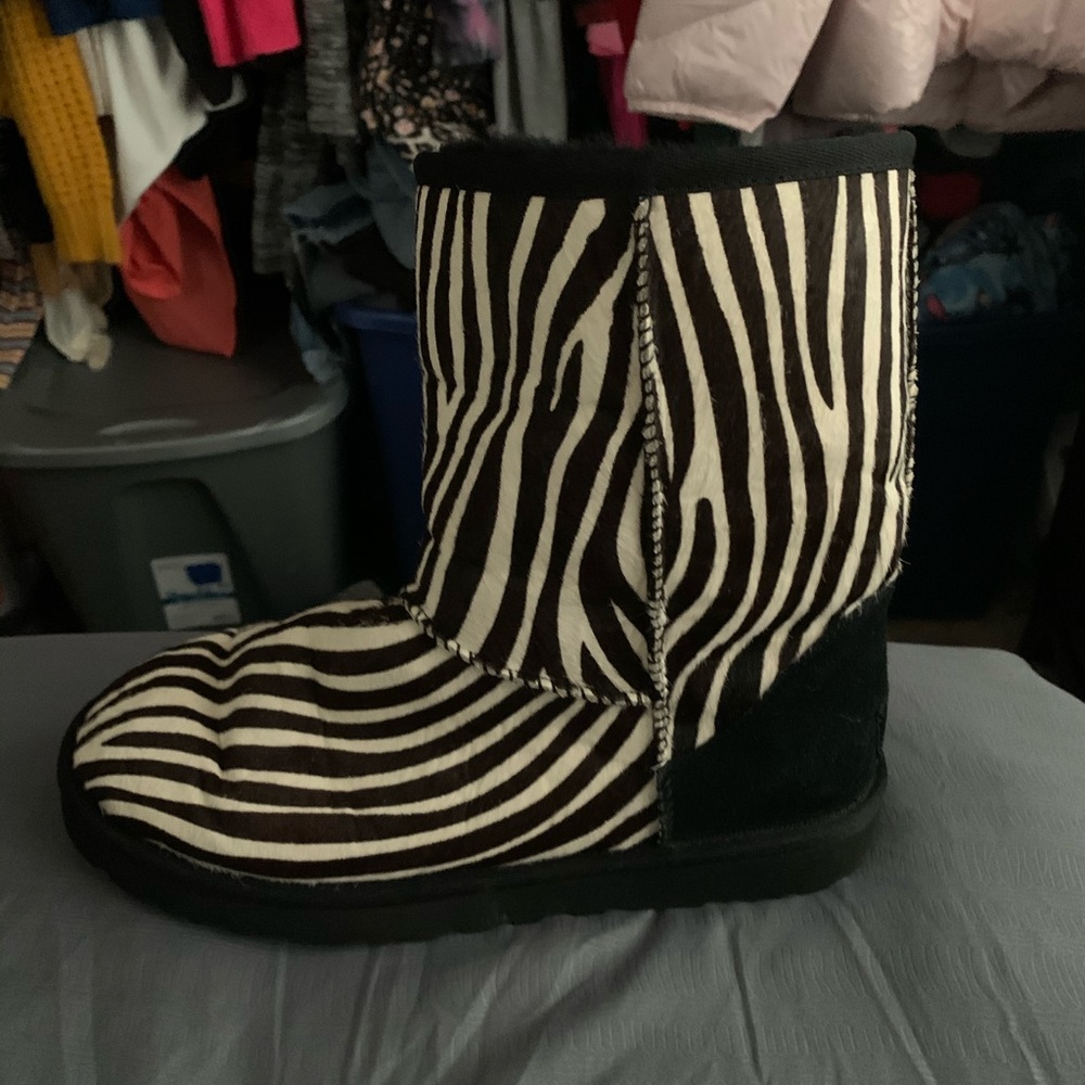 Ugg women’s boots in size 9 limited edition